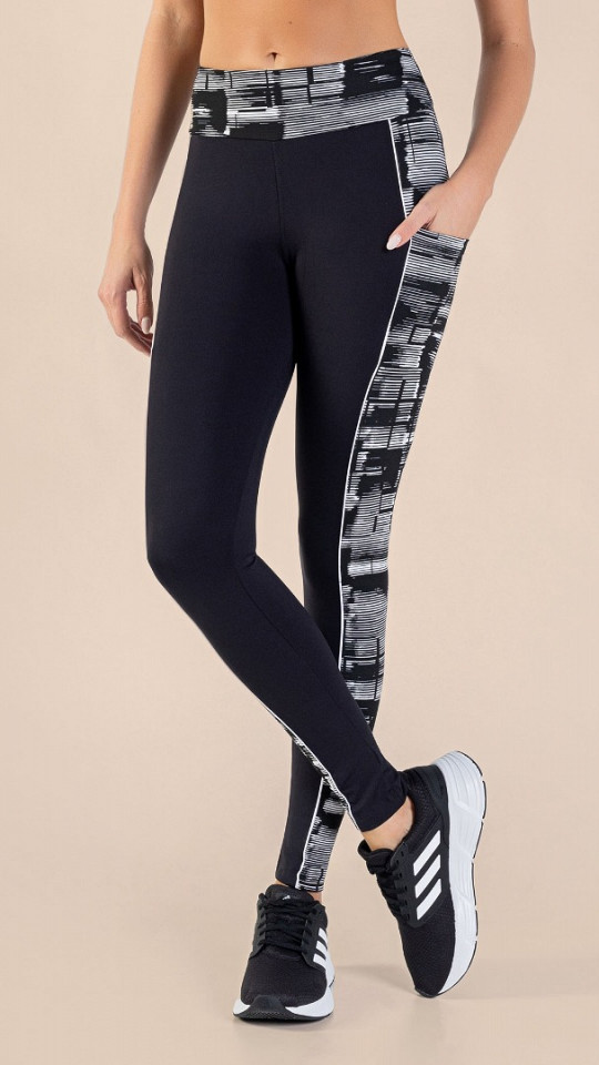 24270160 - Legging Feminina  Preta c/ Recortes Jacquard