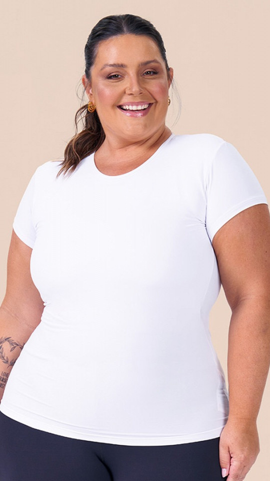 24270571 - Blusa Feminina Segunda Pele Plus Size Branca