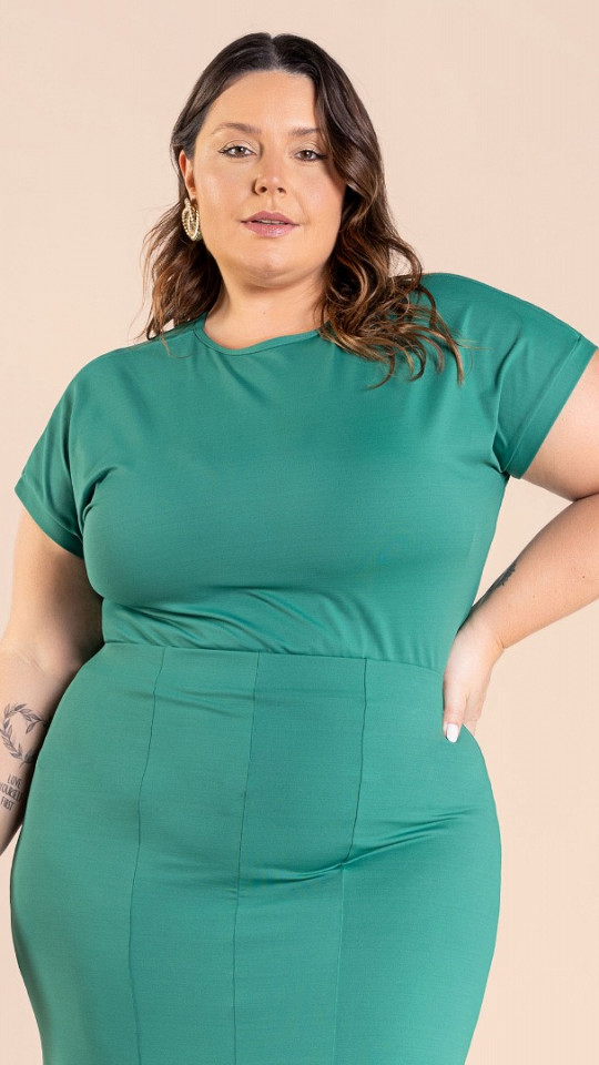 24271104 - Blusa Feminina Casual Plus Size Verde Esmeralda