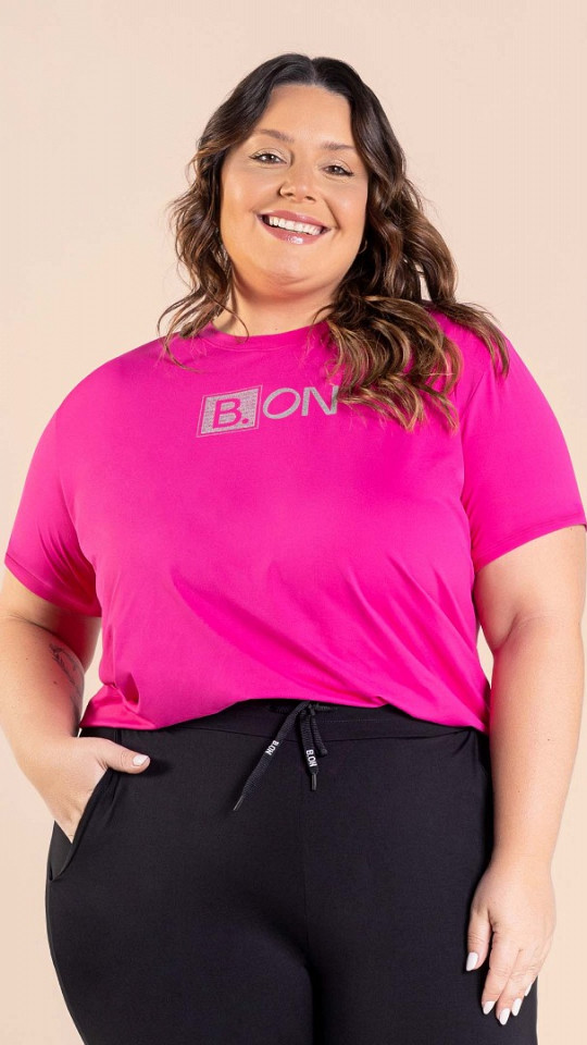 24271123 - T-Shirt Feminina B.ON Estampada Plus Size Pink Paris